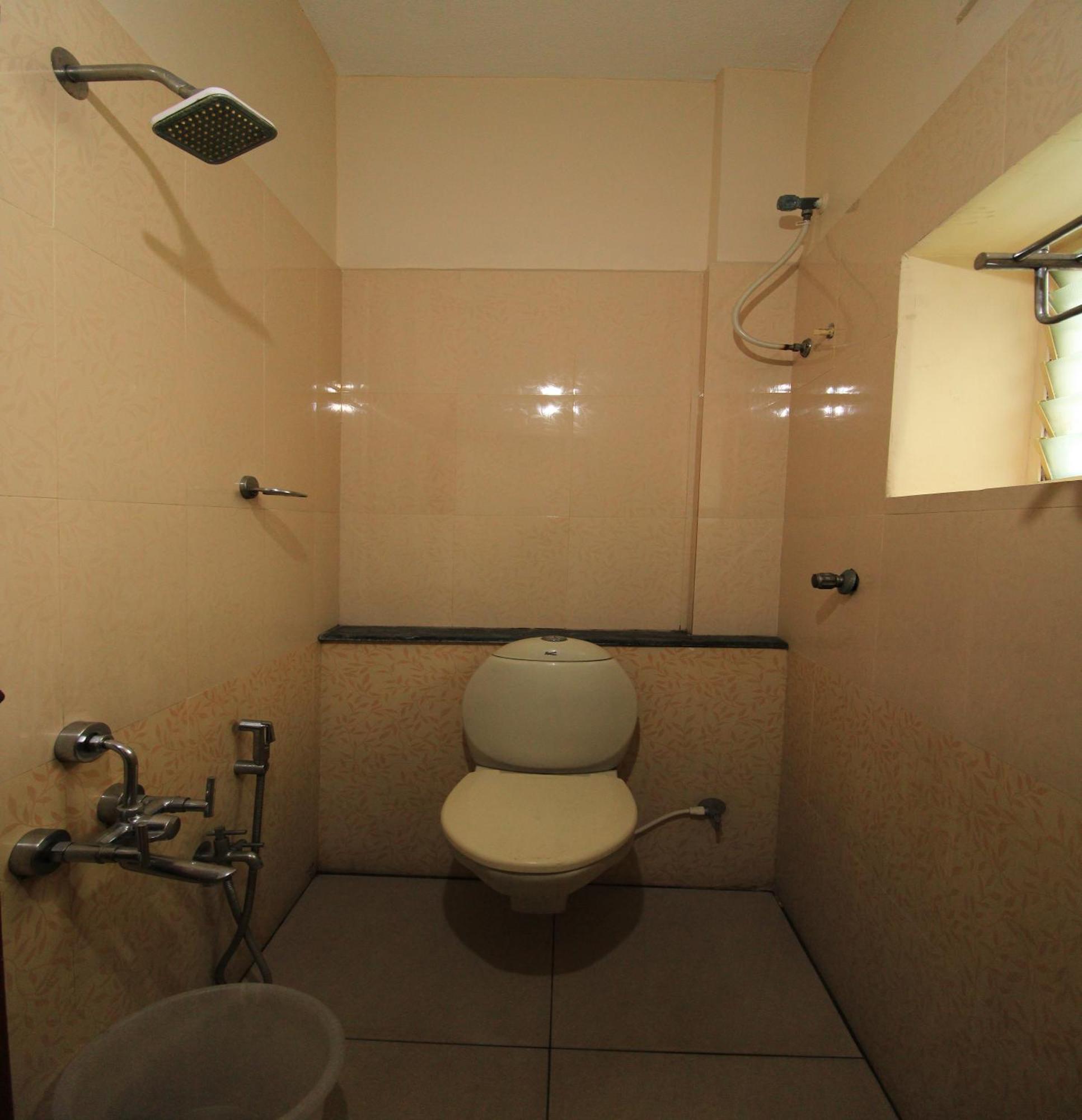 Hotel Rathnavel Towers Chennai Ngoại thất bức ảnh